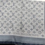 Louis Vuitton scialle denim blu chiaro