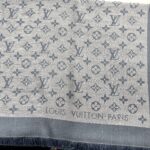 Louis Vuitton scialle denim blu chiaro