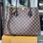 Louis Vuitton Capucines Damier Ebene
