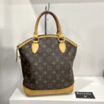 Louis Vuitton LOCKIT VERTICAL IN TELA Monogram