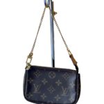 Louis Vuitton Mini pochette Accessoire